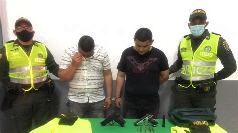 Un Expatrullero De La Sijín Y Otro Sujeto Fueron Capturados Tras Atracar Disfrazados De Policías