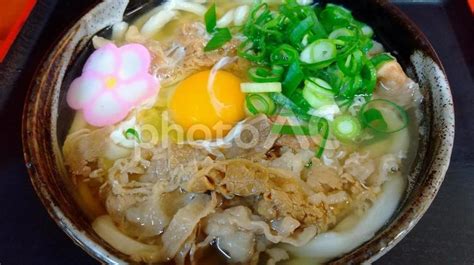 さぬきうどんの肉うどん No 4459139｜写真素材なら「写真ac」無料（フリー）ダウンロードok