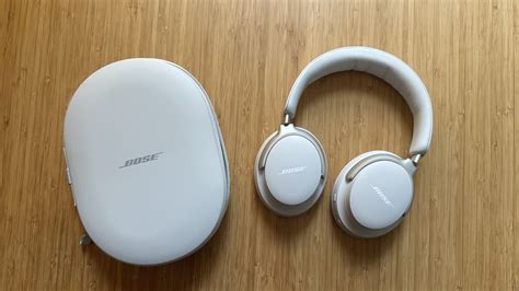 Review: Bose QuietComfort Ultra headphones are unmatched in comfort ...