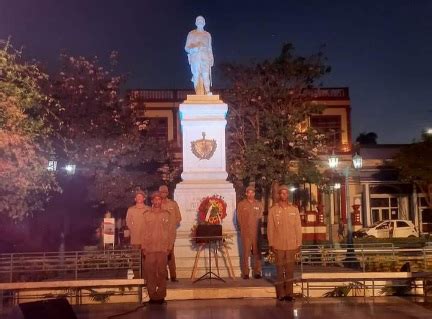 Periódico de la provincia de Guantánamo Rinden homenaje al más