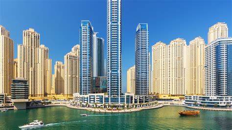 Bay Central Waterfront Complex In Dubai Marina