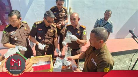 Ratusan Gram Sabu Dan Ribuan Butir Pil Koplo Dimusnahkan Kejari Pasuruan