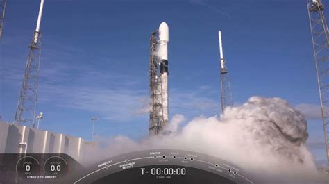 Blastoff! SpaceX's Starlink constellation grows with latest launch ...