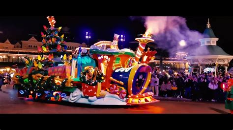 Mickey Et Sa Parade Tincelante De No L Mickey S Dazzling Christmas