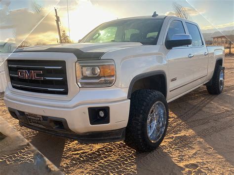 2015 Gmc Sierra 1500 20x12 Tis Offroad Wheels Lt33x1250r20 Haida Tires