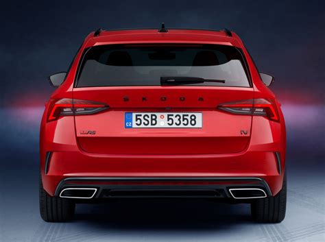 Skoda Octavia RS IV Revealed 245 PS Plug In Hybrid Paul Tan Image