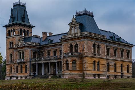 Castle Architecture Facade Free Photo On Pixabay