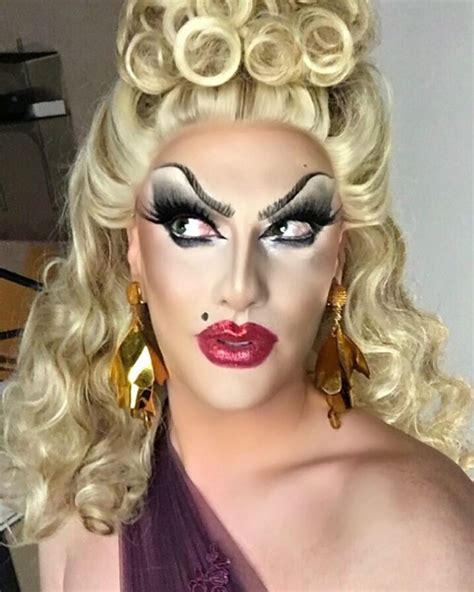 Robbie Turner Ursula Wig Wigs Robbie