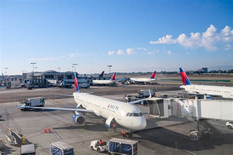 Delta flash sale: Domestic flights starting at $117 round-trip - The ...