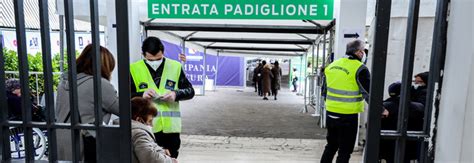 Covid In Campania Oggi 1881 Positivi E 30 Morti Lindice Di Contagio