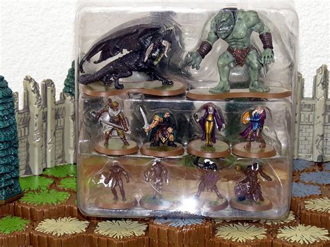 Amazon.com: Dungeons & Dragons Heroscape Master Set: Battle For The ...