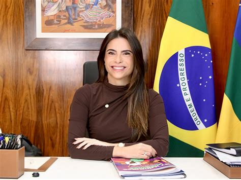 Yandra Moura Deputada Federal Por Sergipe