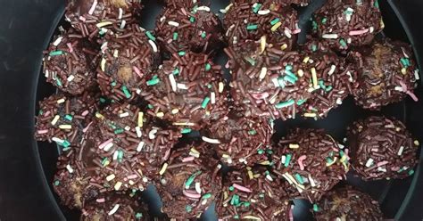 Resep Kue Bola Coklat Oleh Dela Aptika Cookpad