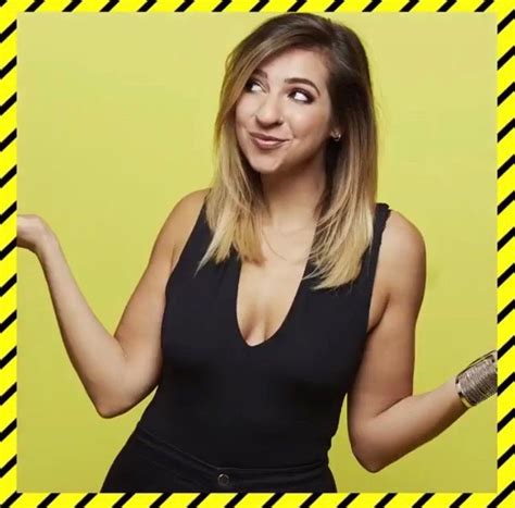 Pin By Let Me Slyther In On Gabbie Hanna Gabbs Woman Crush Women