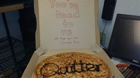 It's a fellow employees last day at pizza hut : funny