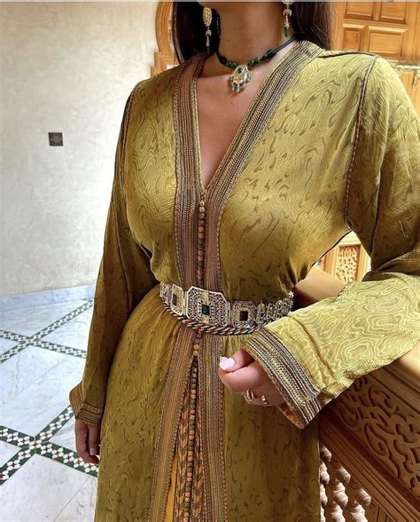 Pin By Rachida Dida On Arabische Jurken Moroccan Clothing Moroccan