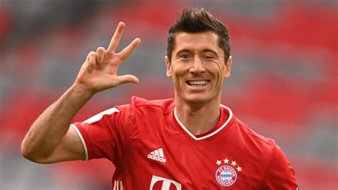 The Rise Of Robert Lewandowski From Youth Player To World Class Striker