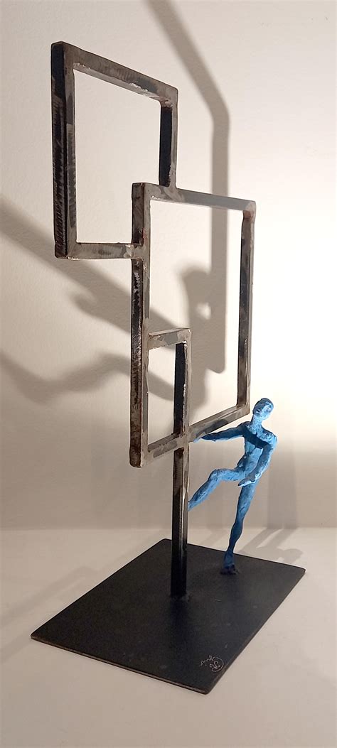 Fenêtre sur cour by Adeline Weber Guibal, 2023 | Sculpture | Artsper
