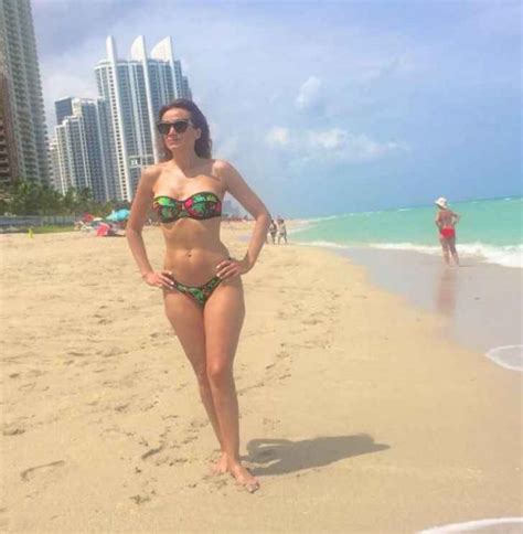 Regia Alejandra Fosalba Se Luce En Bikini A Sus A Os Tecache Cl