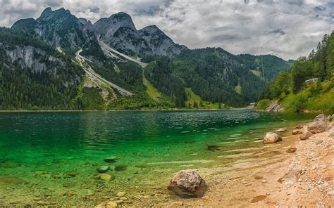 Vorderer Gosausee Natural Mountain Lake Salzkammergut Austria Gossau ...