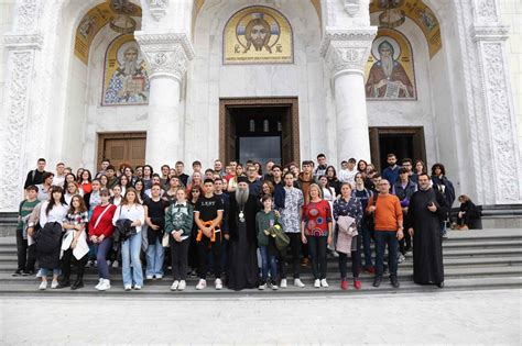 Patrijarh Porfirije dočekao učenike gimnazije iz Zagreba Hram Svetog