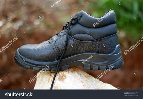 Black Leather Safety Shoes Stock Photo 768602551 | Shutterstock