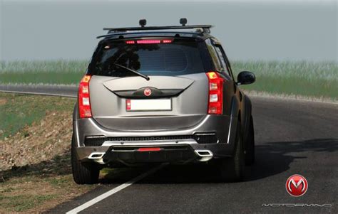 Mahindra XUV500 Mad Men custom accessories rear