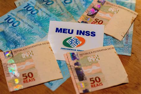 Começa os pagamentos do INSS veja a data em que você recebe