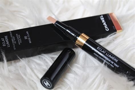 Beauty Review Chanel Eclat Lumiere Highlighter Face Pen Lily Olivia