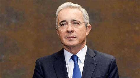 Uribe Anuncia Que Cd No Participar En Revocatoria De Alcaldes Radio