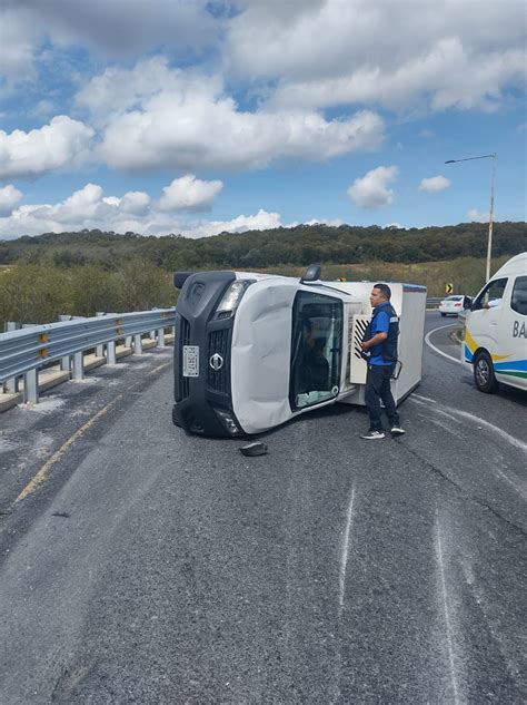 Volcadura En Carretera Nacional En Montemorelos Atiende Protecci N