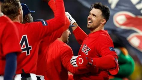 Adam Duvall Sets New Xbh Red Sox Record Fantom Sports Industries