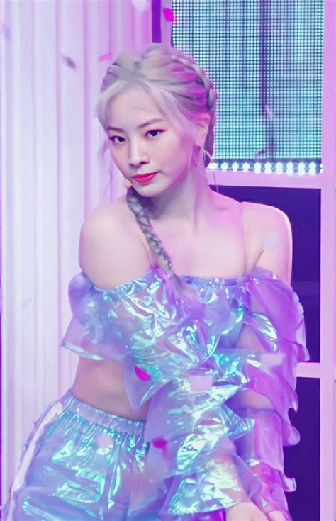 Dahyun Really Looks Like Elsa K Pop Nayeon Twice Tzuyu Twice Dahyun