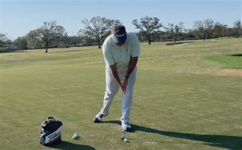 Chipping Vs Pitching Differences How To Hit Pyramid Golf