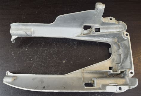 60473 Mercury 1975 1979 1985 Rear Bracket Top Cowling Support 90 115