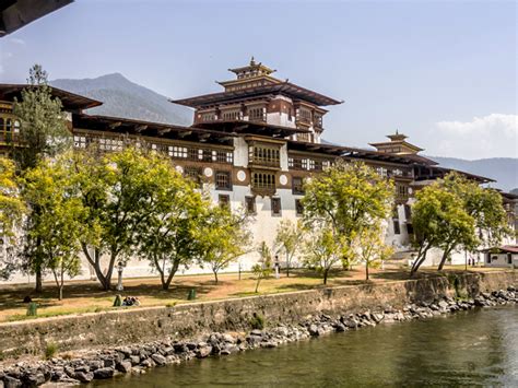 Punakha Dzong | Himalayan Wonders