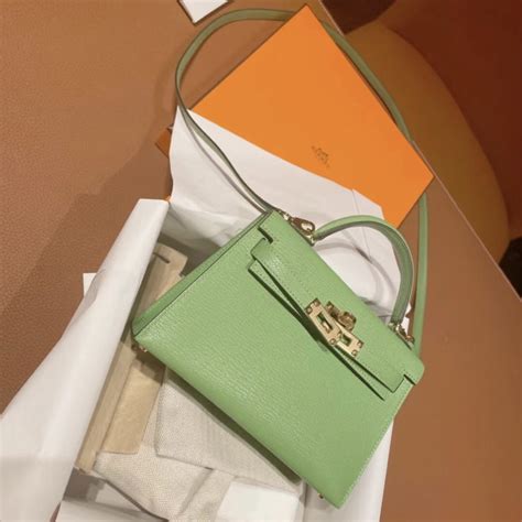 Hermes Kelly Mini II 2代 Chevre Mysore 3I 牛油果绿 Vert Criquet Hermès