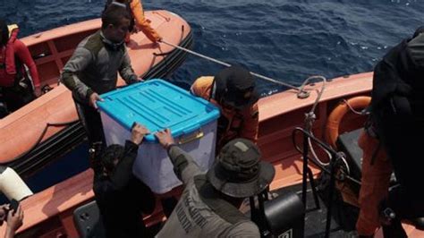 Begini Kisah Marinir Temukan Black Box Lion Air Pk Lqp Di Dasar Laut