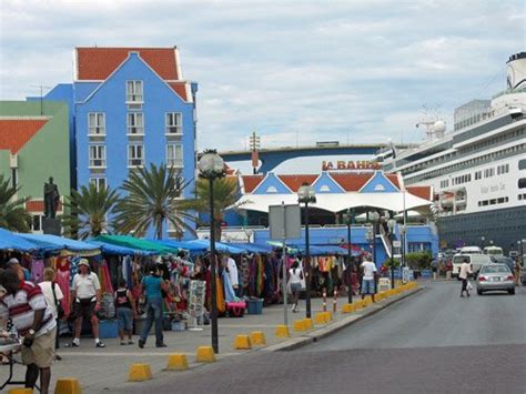 Cruise Port Guide Curaçao - Top rated port guide!