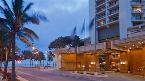 Hyatt Regency Waikiki Beach vacation deals - Lowest Prices, Promotions ...