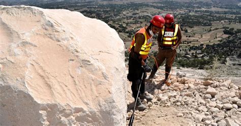 Al Menos Doce Mineros Muertos En Una Explosión En Una Mina En El Oeste