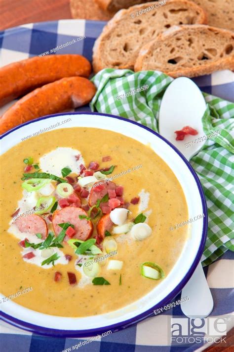 Herzhafte Kartoffelsuppe Mit Wuerstchen Und Speck Stock Photo Picture