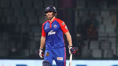 IPL 2023: Philip Salt outshines Kohli, Lomror; powers Delhi Capitals to 7-wicket win over RCB (ld)