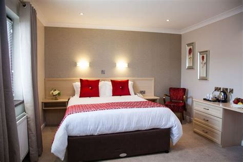 The Lodge Hotel Coleraine | Bookonline.com