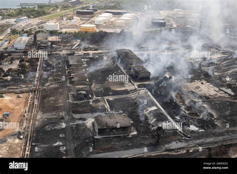 Base de superpetroleros fotografías e imágenes de alta resolución Alamy