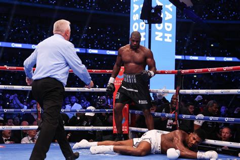 Dubois Knocks Out Anthony Joshua In 5th Round Retains IBF Title