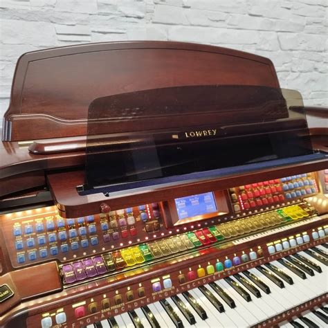 Used Lowrey Prestige Plus Organ Stock ID 8605 EPianos