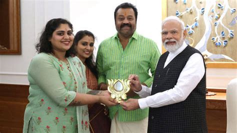 'MODI, the Family Man.. PARIVAROM ki NETA' ; Suresh Gopi and family meet PM Modi in Delhi ...