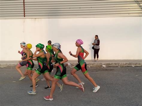 Lista la Selección de Triatlón que participará en la etapa Macro