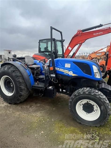 New Holland T4 110F 2017 Fresno California Yhdysvallat Käytetyt